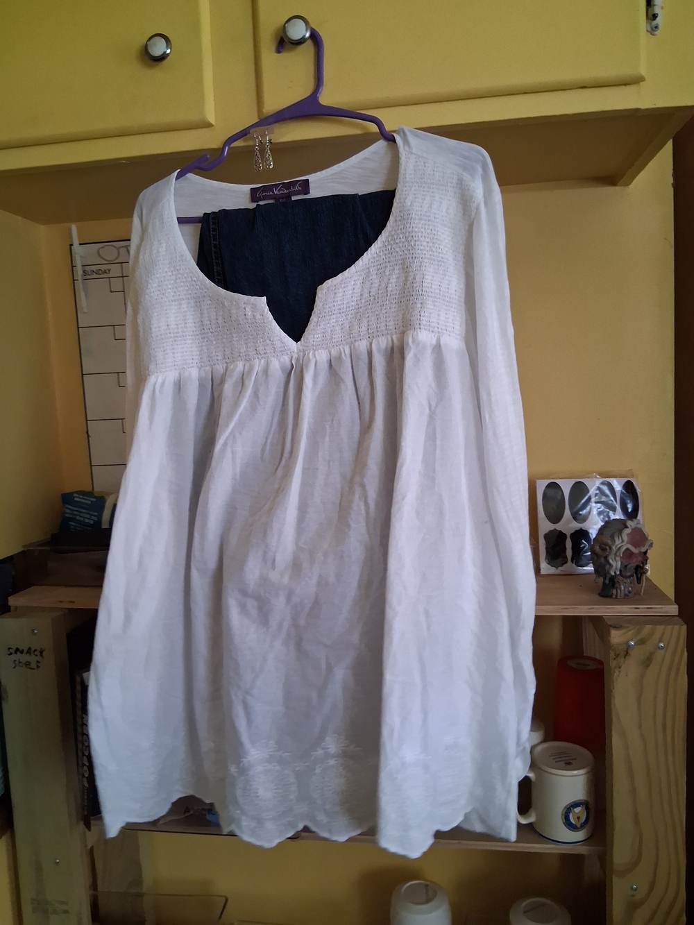 Bundle! Top.and Jeans Gloria Vanderbilt Tunic. Rider Lee FREE Earrings